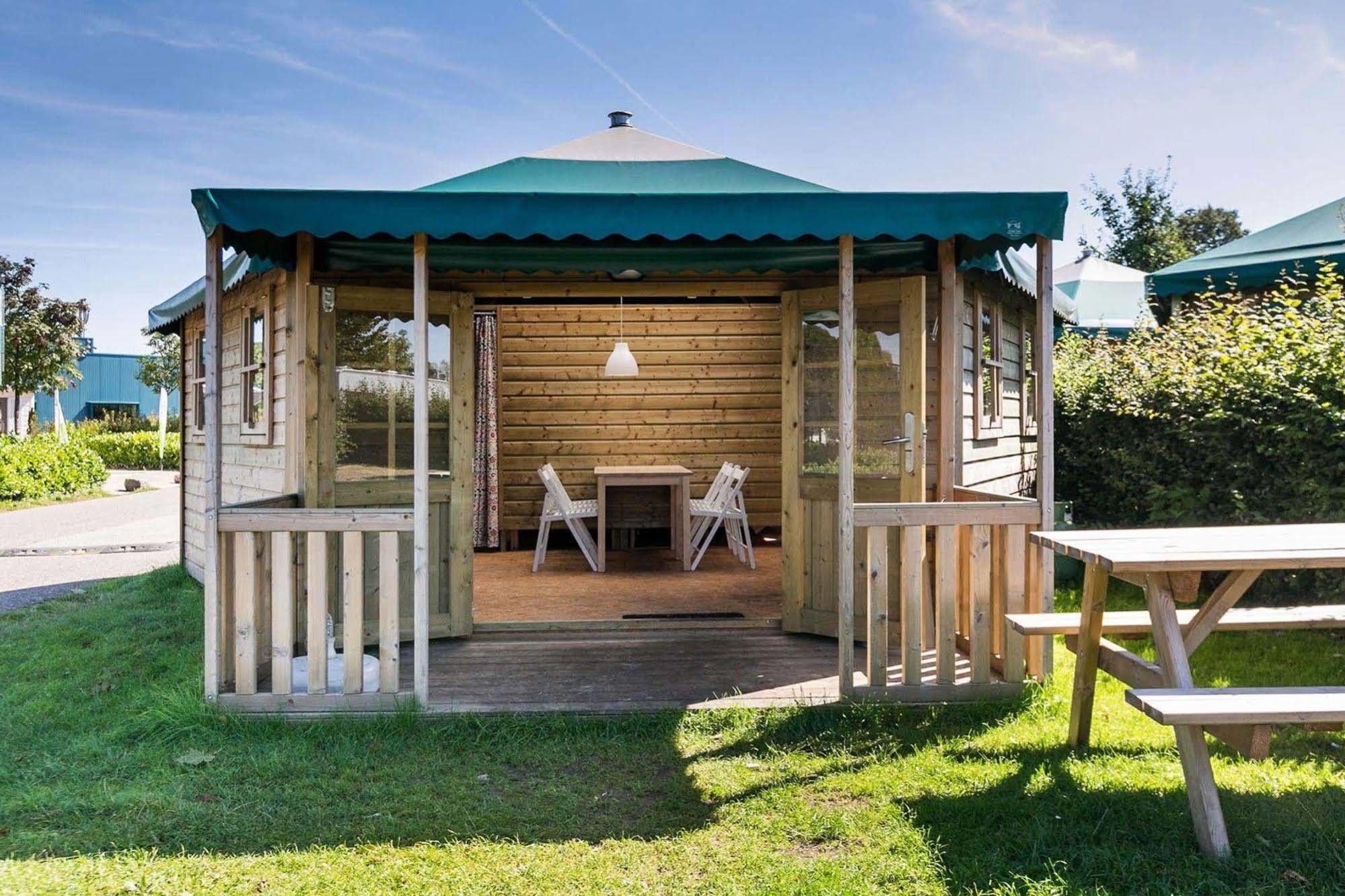 Oostappen Vakantiepark Droomgaard Kaatsheuvel Exterior foto